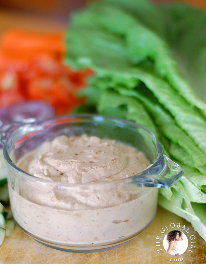 The Global Girl Raw Food Recipes: Healthy Mexican chipotle dip. This delicious vegan dip is gluten free, oil free, dairy free and nut free.