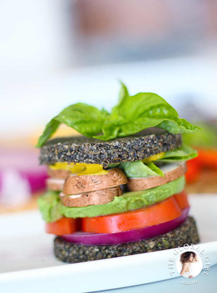 Avocado sandwich in raw black sesame Bread. This raw food recipe is 100% vegan, wheat free, gluten free, oil free and totally delicious.