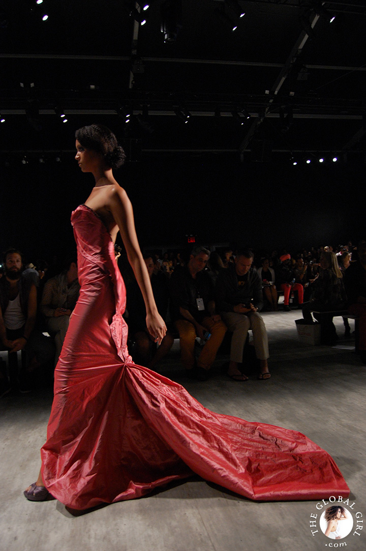 New York Fashion Week Spring Summer 2015: Front Row with The Global Girl at the Venexiana runway collection presentation.