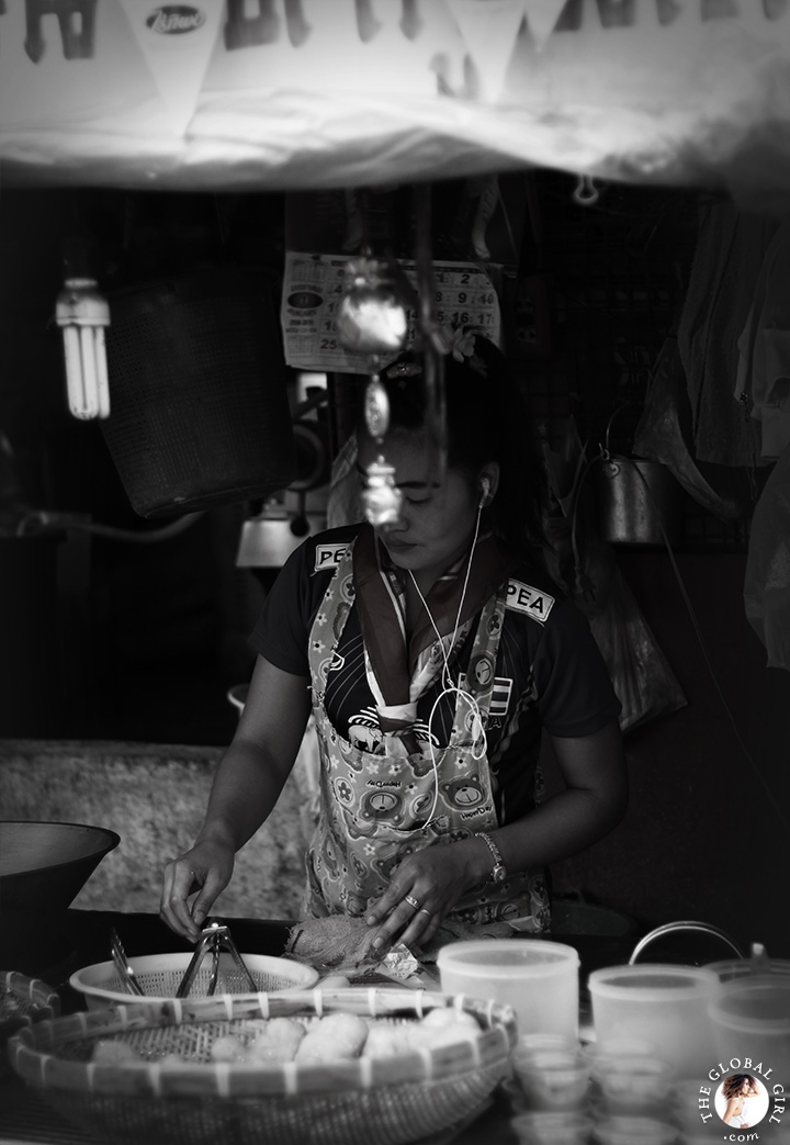 The Global Girl Travels: Shopping at Khlong Toey market in Bangkok, Thailand.