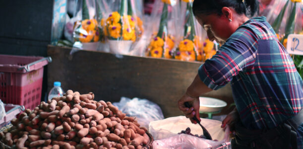 The Global Girl Travels: Shopping for fresh produce at Khlong Toey market in Bangkok, Thailand.