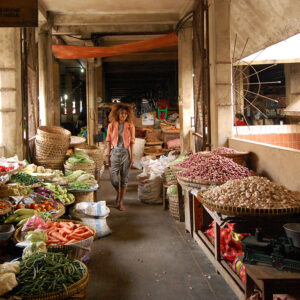 The Global Girl Travels: Ndoema at Yogyakarta's Beringharjo market, Indonesia