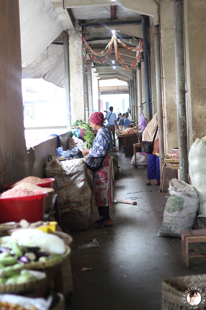 The Global Girl Travels: Discover Yogyakarta's Beringharjo Market, Indonesia