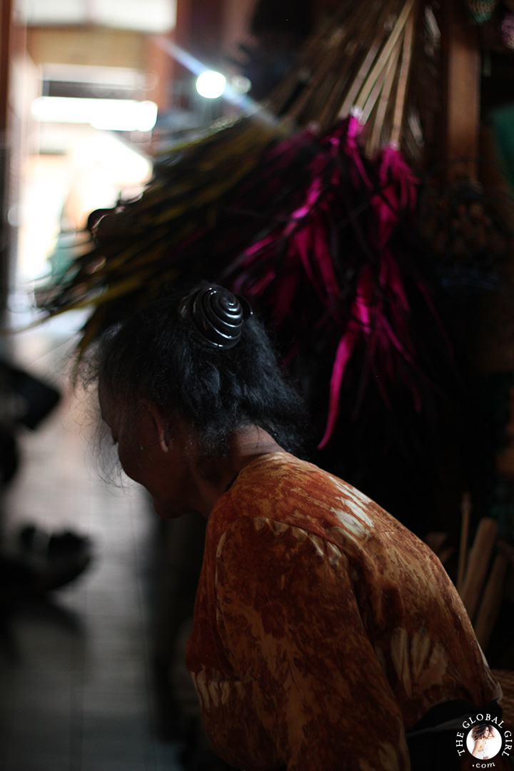 theglobalgirl-the-global-yogyakarta-Beringharjo-market-malioboro-travel-photography-traditional-indonesia36