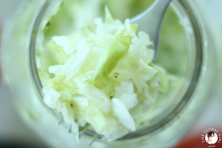 The Global Girl Raw Recipes: This delicious homemade sauerkraut is loaded with healing probiotics. It's health and beauty powerhouse.