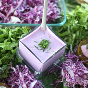 The Global Girl Raw Food Recipes: Antioxidant-Packed Creamy Vegan Dip. 100% raw, vegan, dairy free and gluten free.