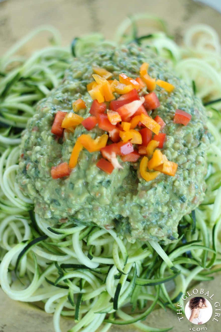 The Global Girl Raw Food Recipes: Raw vegan avocado basil sauce over zucchini noodles.