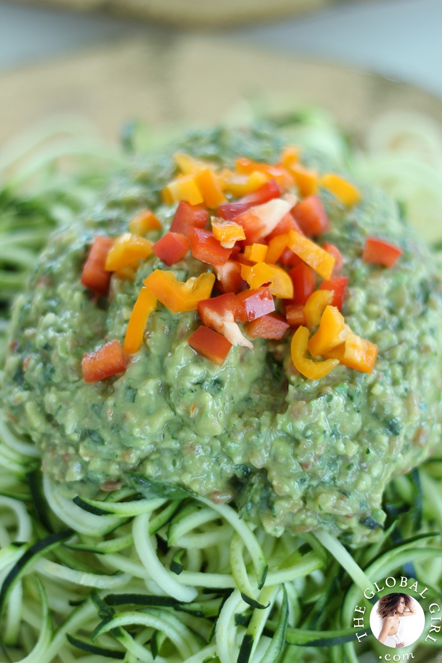 The Global Girl Raw Food Recipes: Raw vegan avocado basil sauce over zucchini noodles.