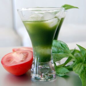 Green Juice: Tomato, Kale, Basil, Cucumber