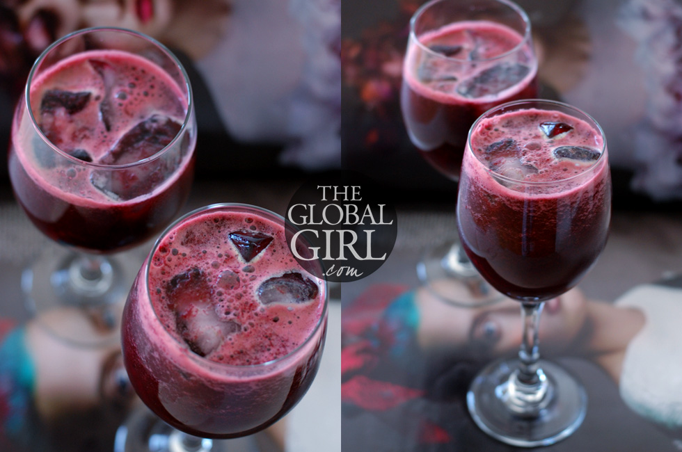 The Global Girl Juice Recipes: Ndoema's Beet & Pineapple Juice with her secret ingredient. A delicious and powerful detox elixir that cleanses the body, promotes weight loss, aids digestion, reduces bloating, flushes fat, beautifies hair and nails and promotes collagen synthesis (hello gorgeous skin!). 