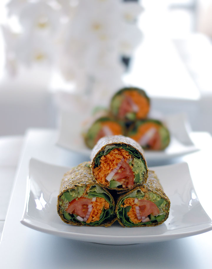 The Global Girl Raw Mexican Recipes: This epic raw guacamole Burrito is vegan & gluten-free. The ultimate healthy wrap in a zucchini, apple and flax seed crust.